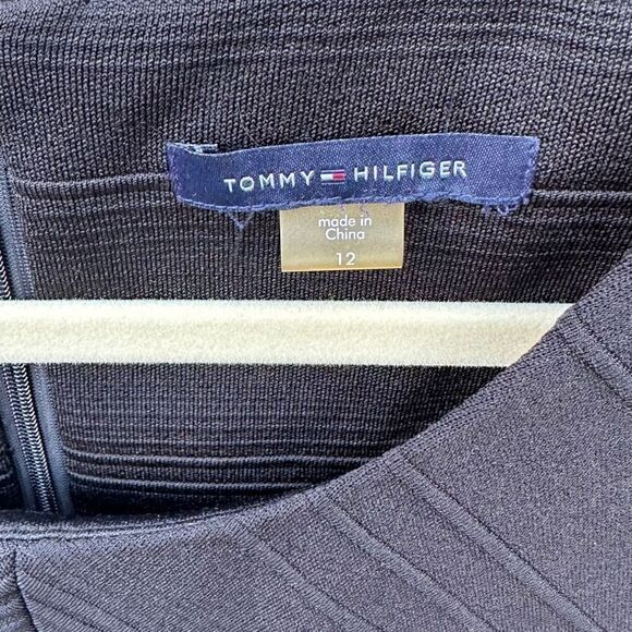 NWT Tommy Hilfiger Black sleeveless skater/swing dress womens size 12 - Picture 4 of 8